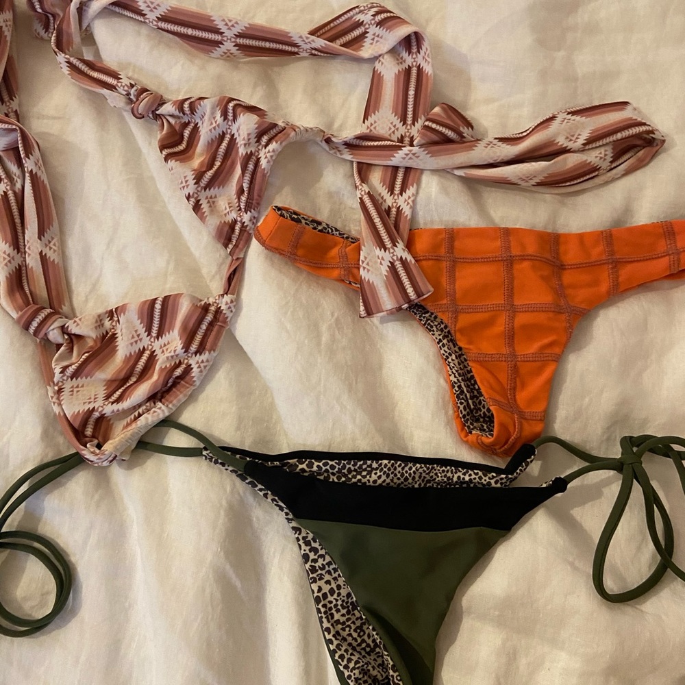 Acacia bikinis